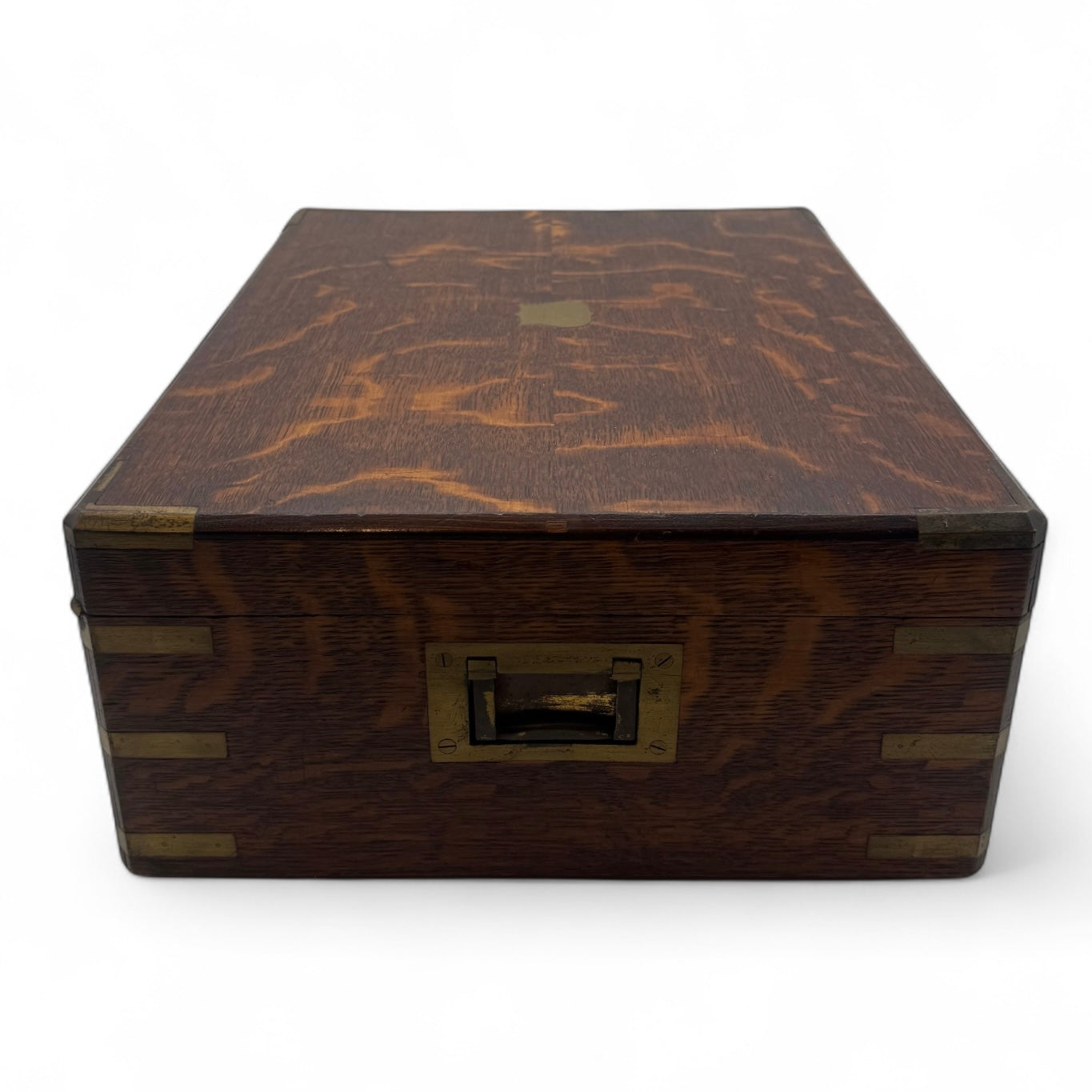 Exceptionally Heavy Fiddle Pattern Service for Eight People. Made By Jackson & Fullerton, London 1897/98