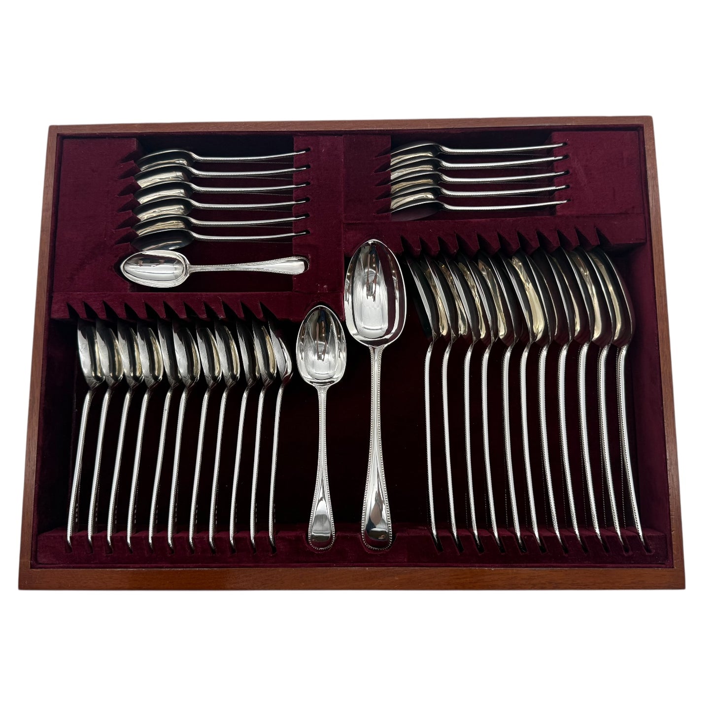 Hand Forged Antique Silver Bead Pattern Service, with both Fish and Entree Knives & forks