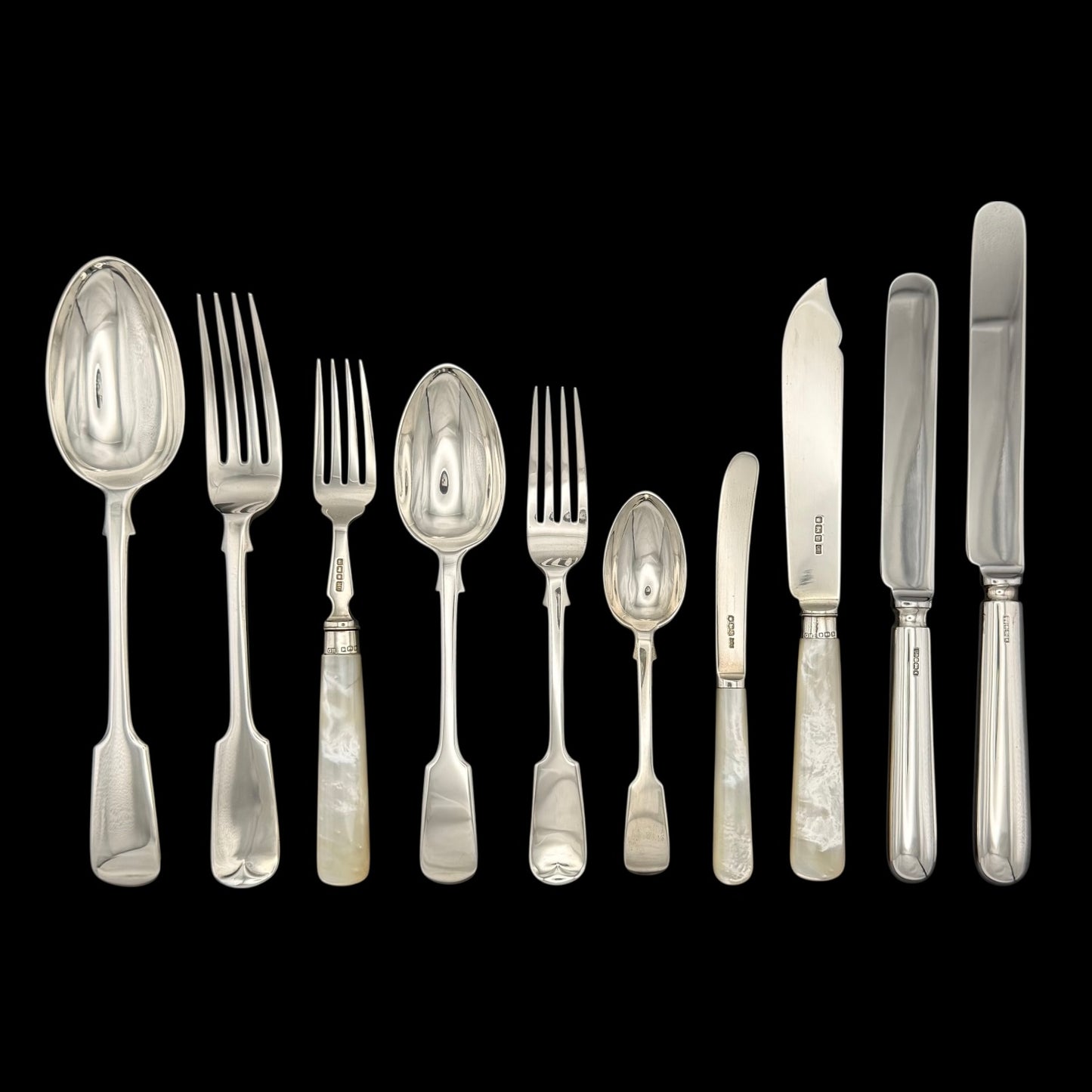 Exceptionally Heavy Fiddle Pattern Service for Eight People. Made By Jackson & Fullerton, London 1897/98