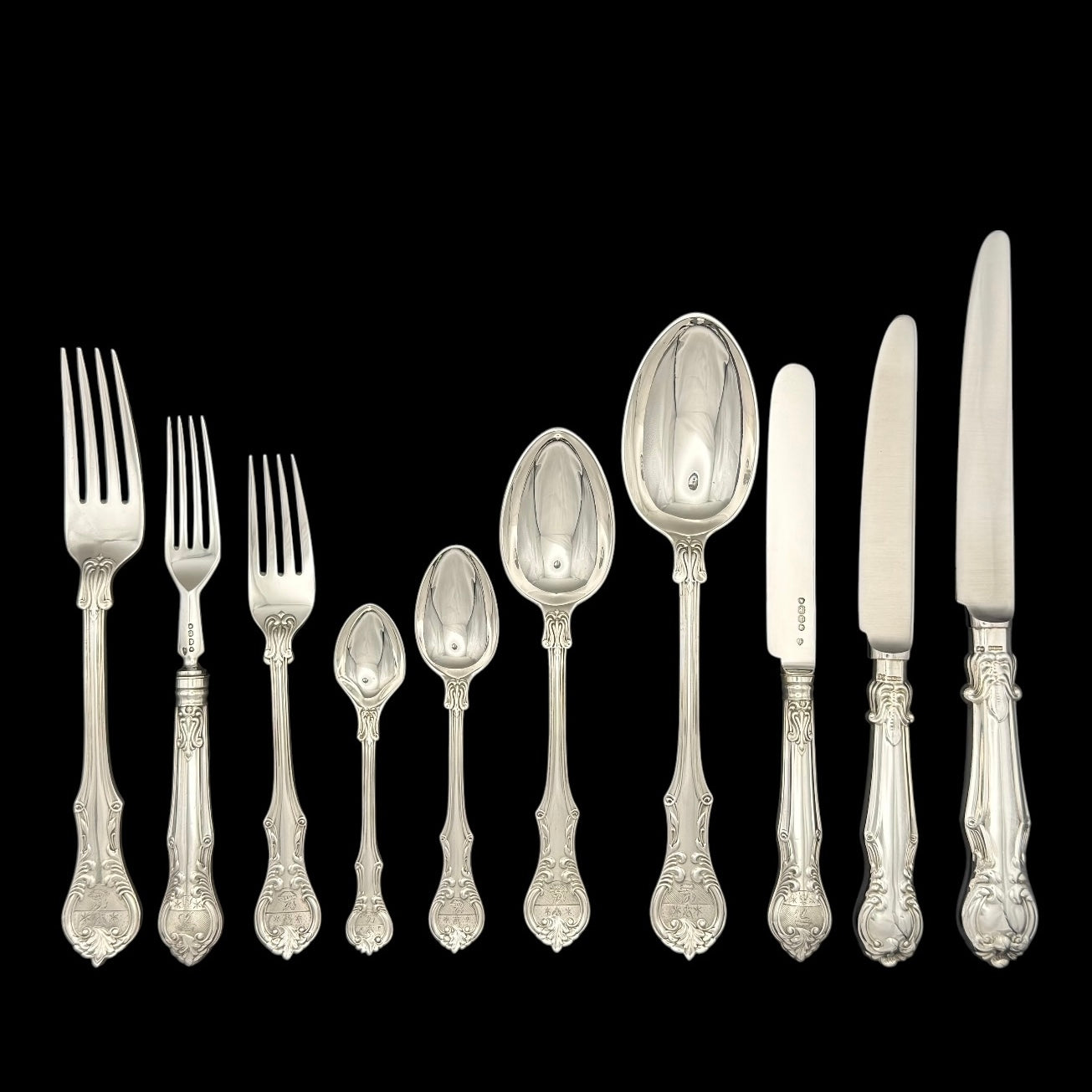 Victoria Pattern Made By Francis Higgins for Twelve People