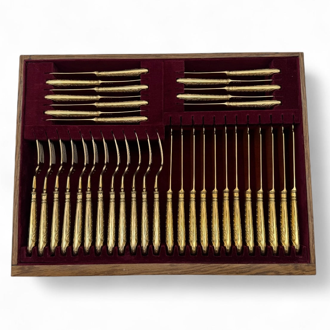 Hand Forged Silver Gilt Elizabethan for Twelve, with Twenty-four Dessert Forks, and Fish Knives & Forks By Garrard & Co. 1971