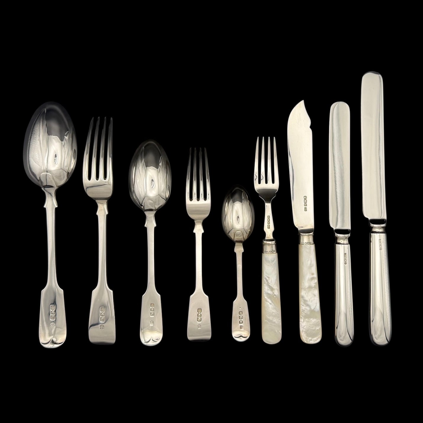 Exceptionally Heavy Fiddle Pattern Service for Eight People. Made By Jackson & Fullerton, London 1897/98