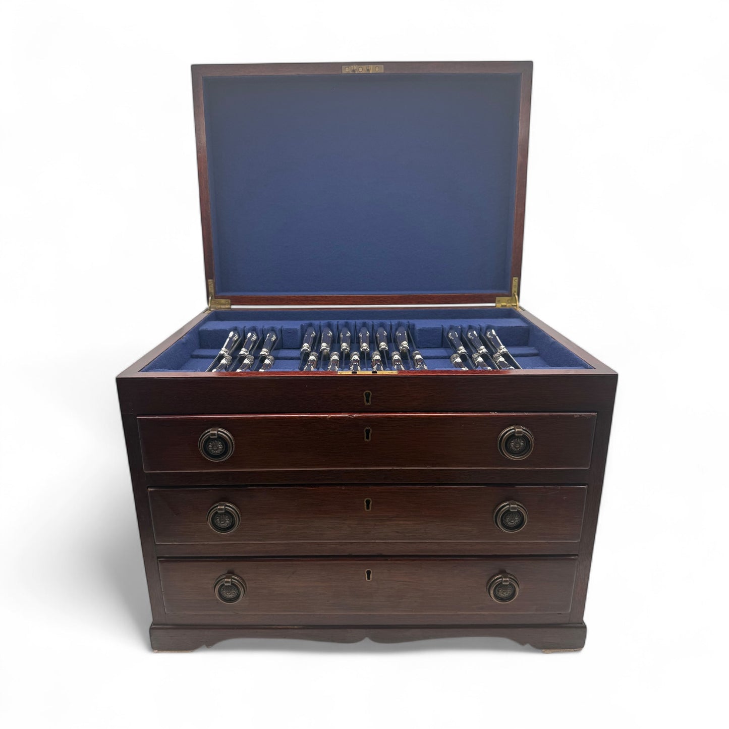 Victoria Pattern Made By Francis Higgins for Twelve People