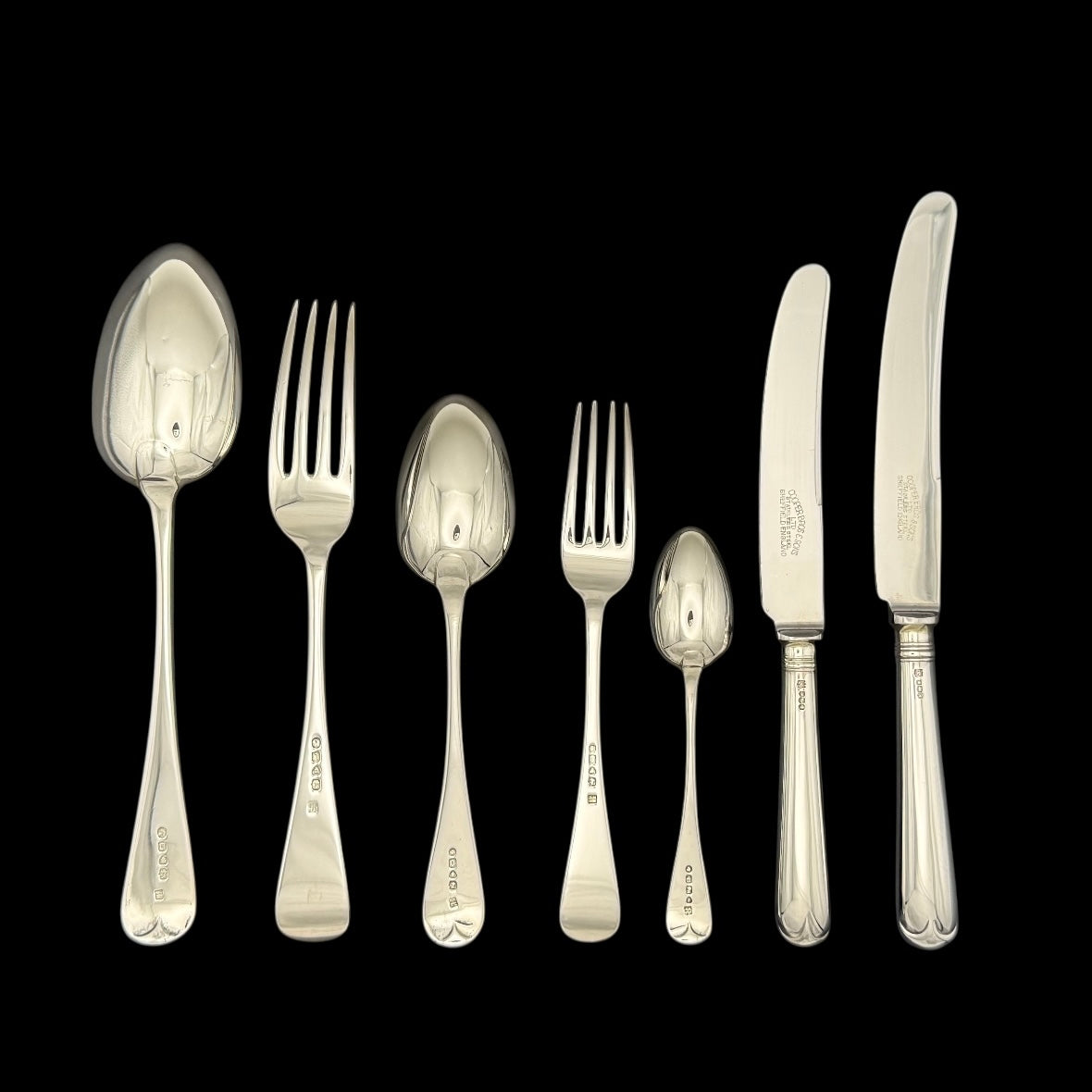 Hand Forged Old English Pattern for Twelve By John & Henry Lias, London 1871