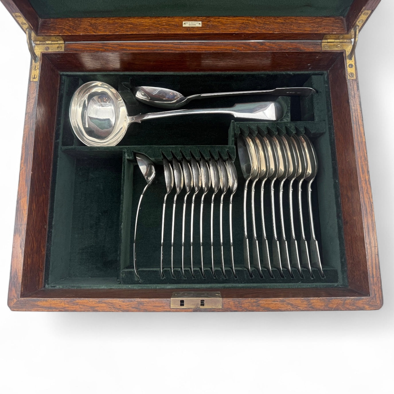 Exceptionally Heavy Fiddle Pattern Service for Eight People. Made By Jackson & Fullerton, London 1897/98