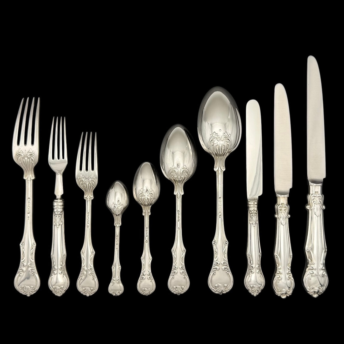 Victoria Pattern Made By Francis Higgins for Twelve People