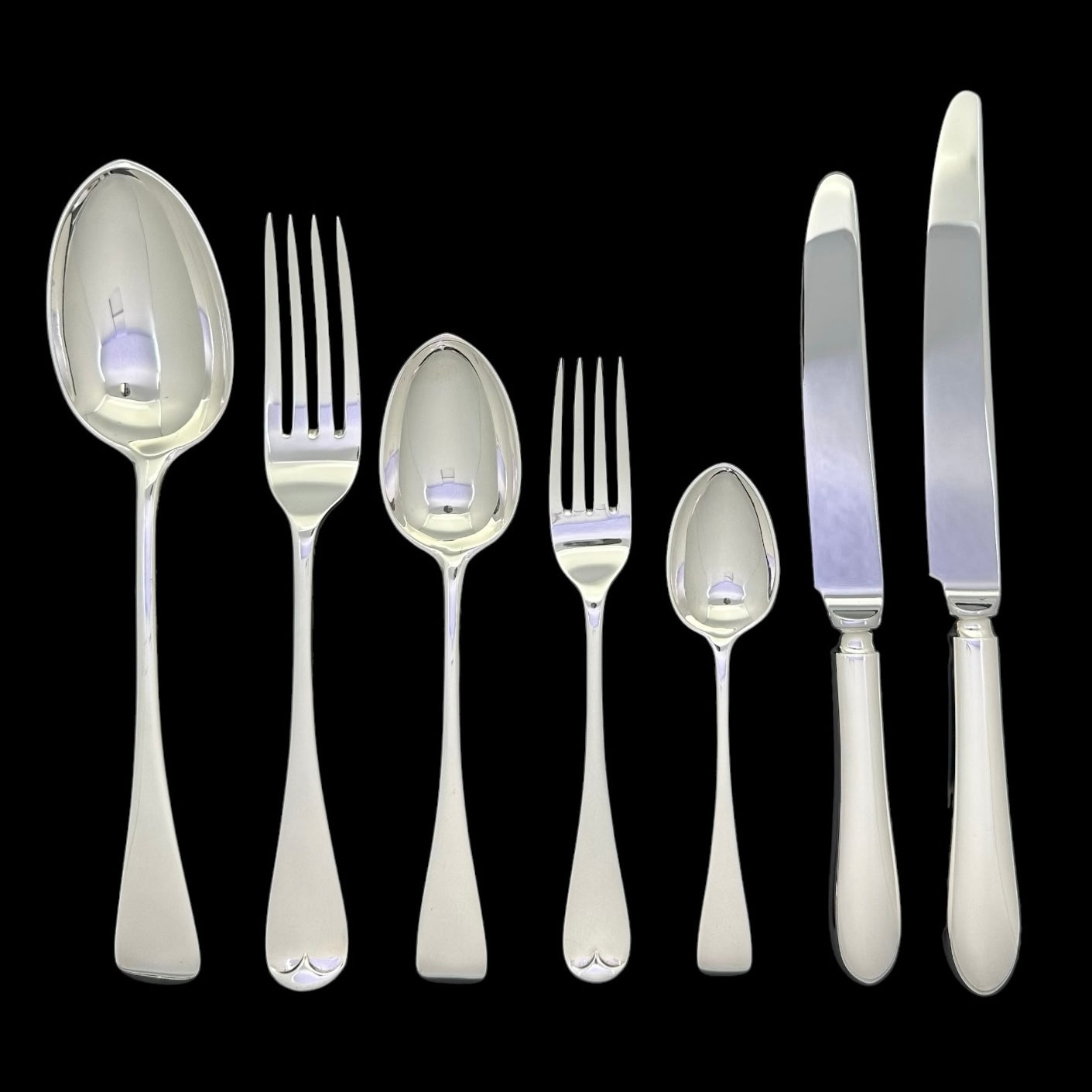 Boxed Set of Hand Forged Old English Pattern for Twelve. Made by Aldwinkle & Slater, London 1885