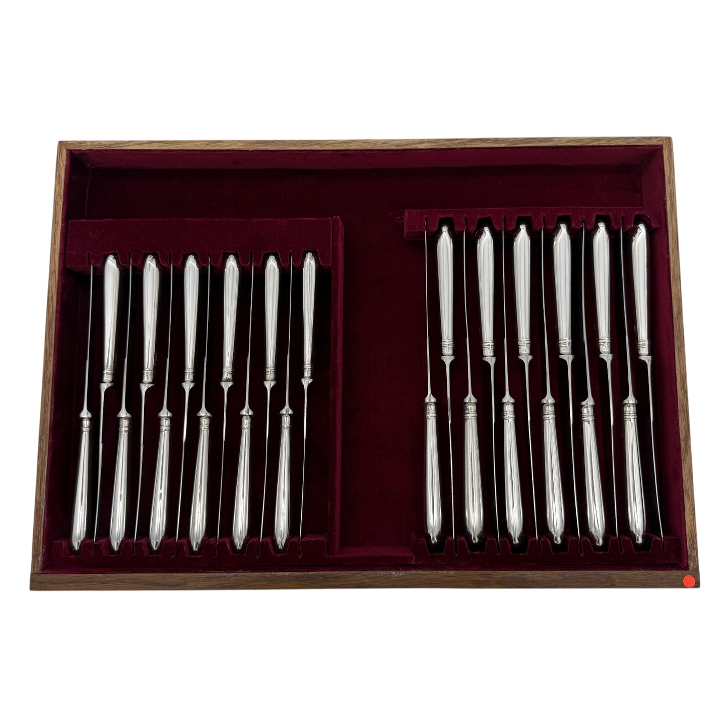 Hand Forged Old English Pattern for Twelve By John & Henry Lias, London 1871